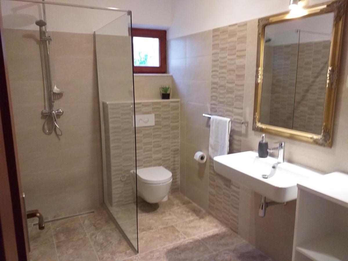 Summerhouse Omis * Duće